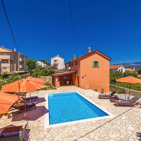 Сasa de vacaciones House