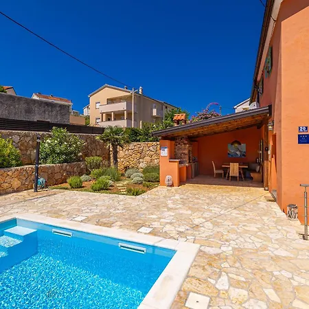 House * Silo (Krk)