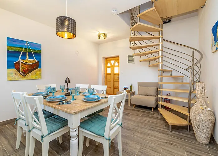 Сasa de vacaciones House Šilo